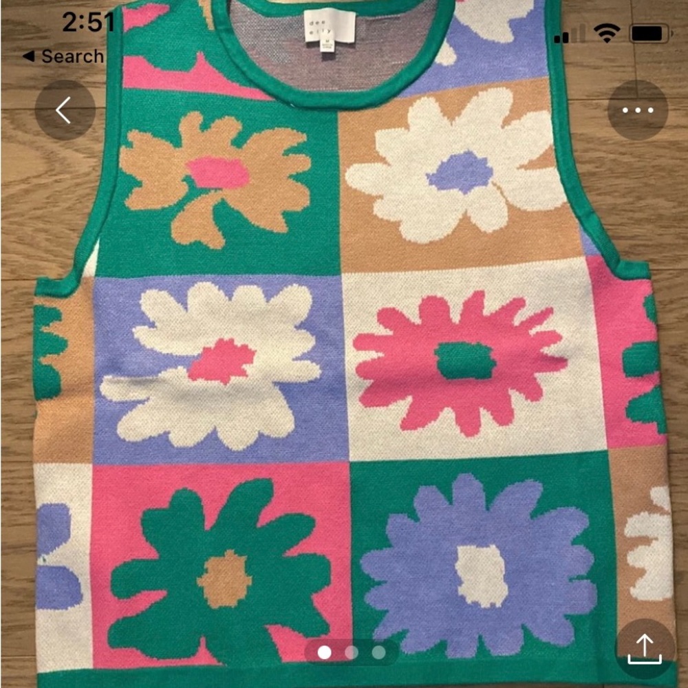 Floral sleeveless top